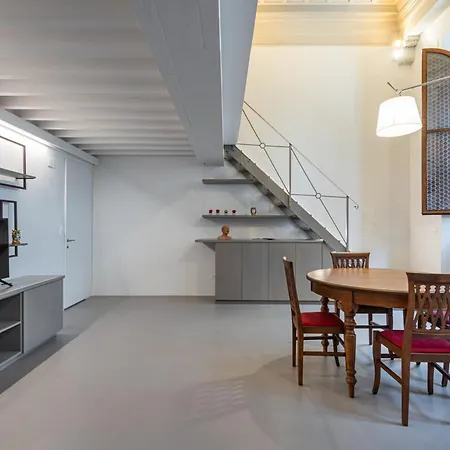 Unyca - Luxury Duomo Loft פירנצה